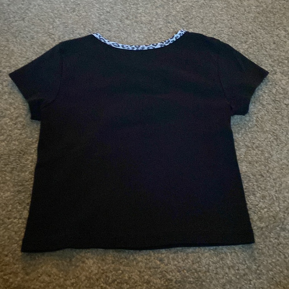 brandy melville/ john galt baby tee - Picture 2 of 2